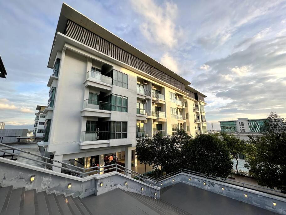 Luxury The Loft Comfort & Convenient Homestay 4 Kota Kinabalu Exterior photo